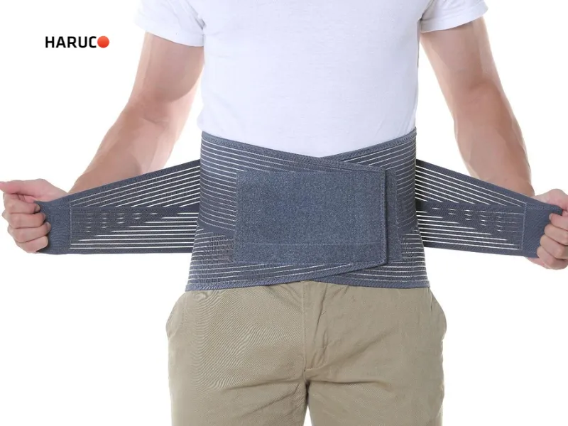 vẹo cột sống do ngồi sai tư thế