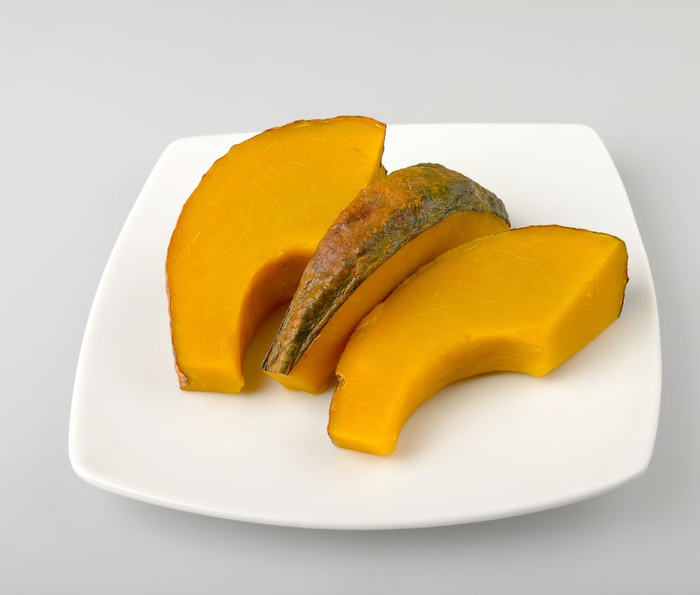 Ăn 100g bí đỏ luộc hoàn toàn không gây béo