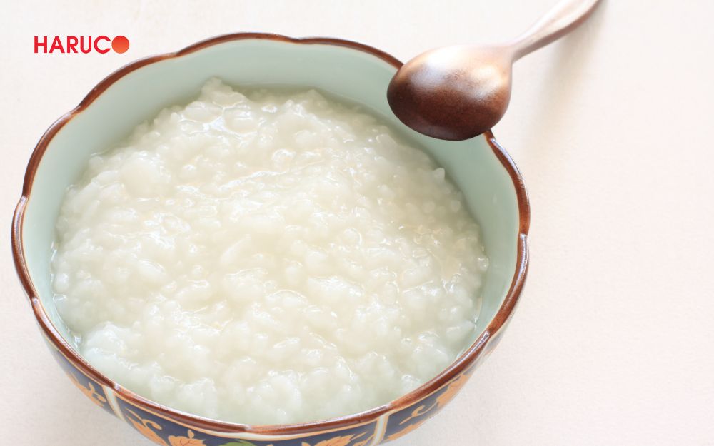 100g cháo trắng chỉ chứa khoảng 30 – 40 calo