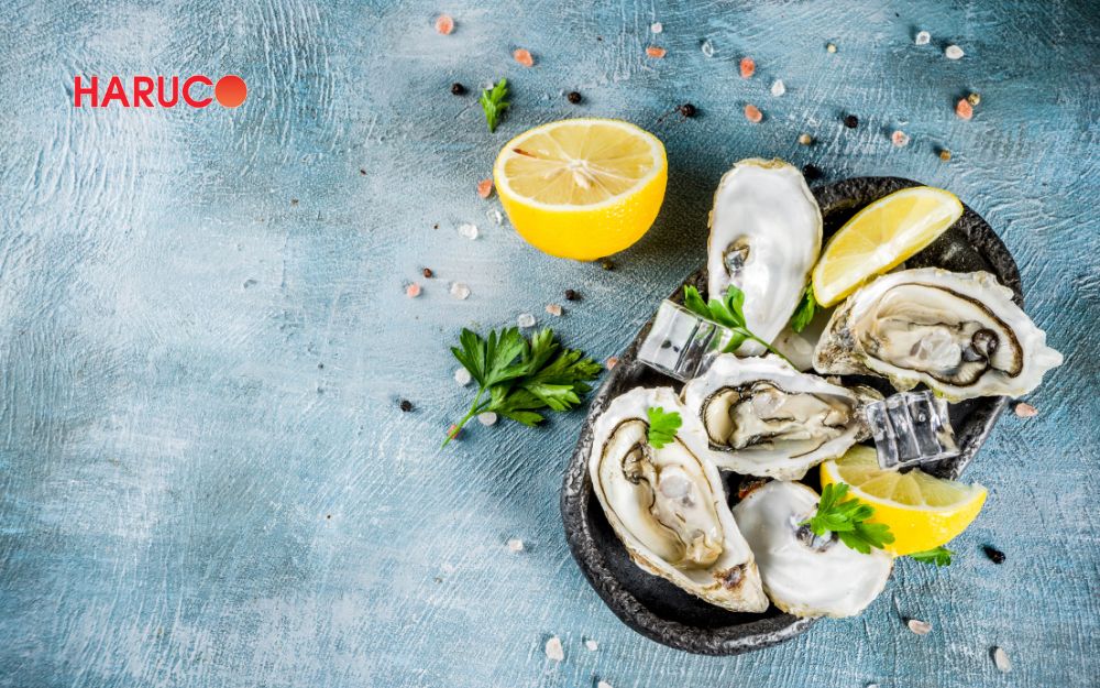100g thịt hàu sống chứa khoảng 68 – 81 calo