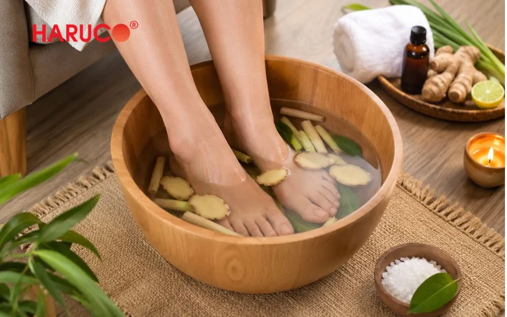 Thời gian thích hợp cho mỗi lần ngâm chân trong nước nóng chỉ nên kéo dài từ 15 – 20 phút