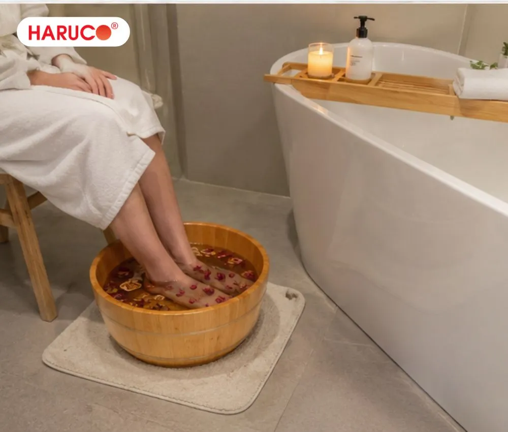 Nước ngâm chân lý tưởng nhất là trong khoảng từ 38°C – 42°C
