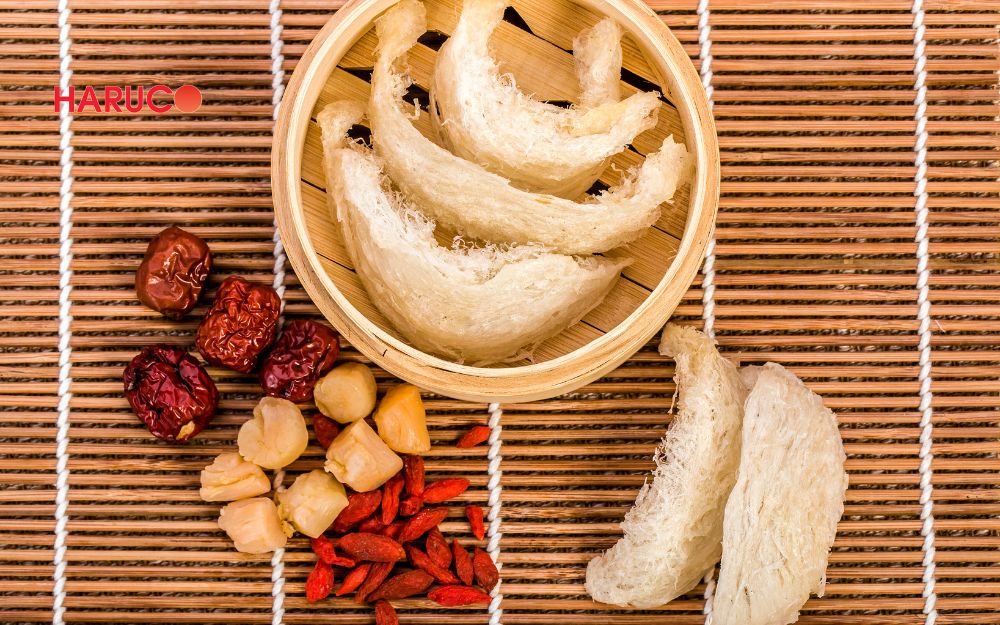 Tặng mẹ chồng yến sào cao cấp tốt cho sức khỏe
