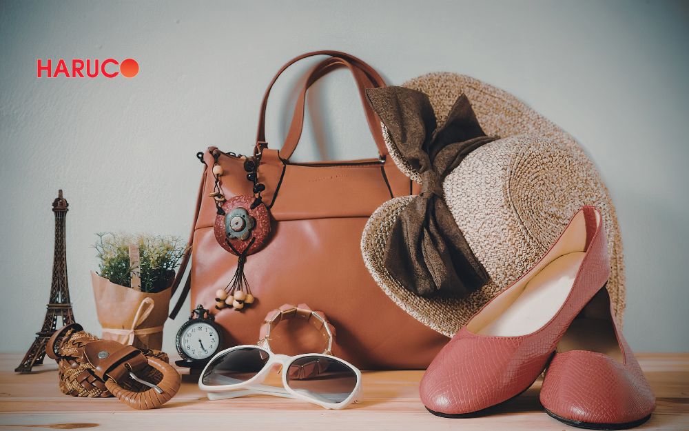 Quà tặng mẹ chồng về phụ kiện thời trang