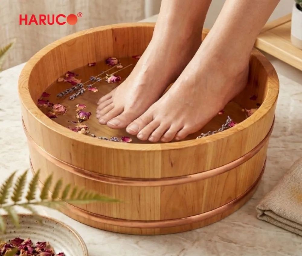Thời điểm ngâm chân tốt nhất là trước khi đi ngủ khoảng 30 phút