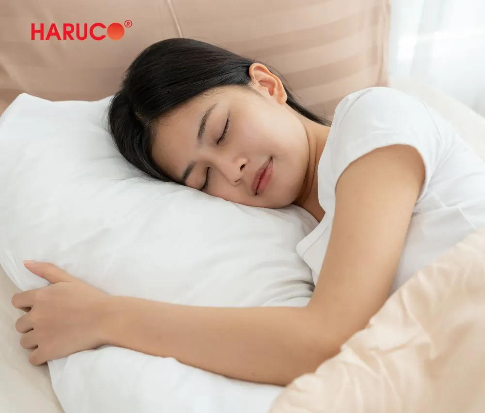 Tác dụng của ngâm chân nước nóng là giúp ngủ ngon hơn