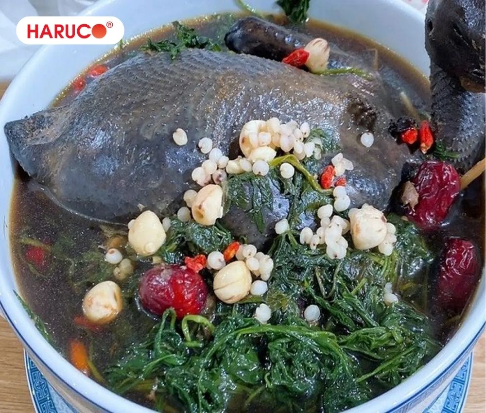 Mẹ bầu có sức khỏe ổn định có thể ăn gà hầm ngải cứu từ tam cá nguyệt thứ 2