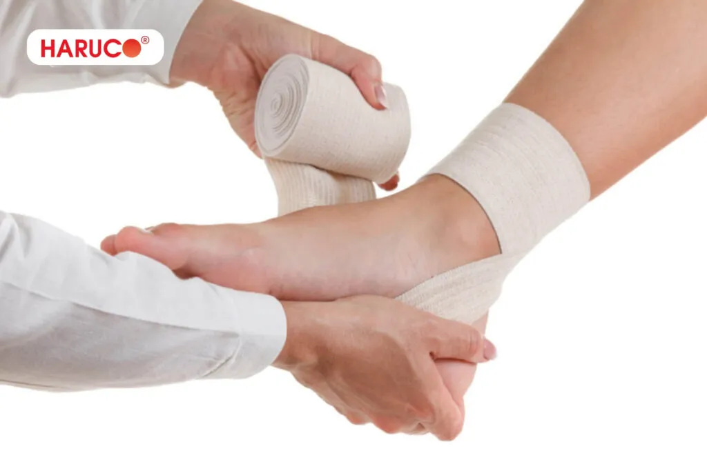 bong gân bôi salonpas được không