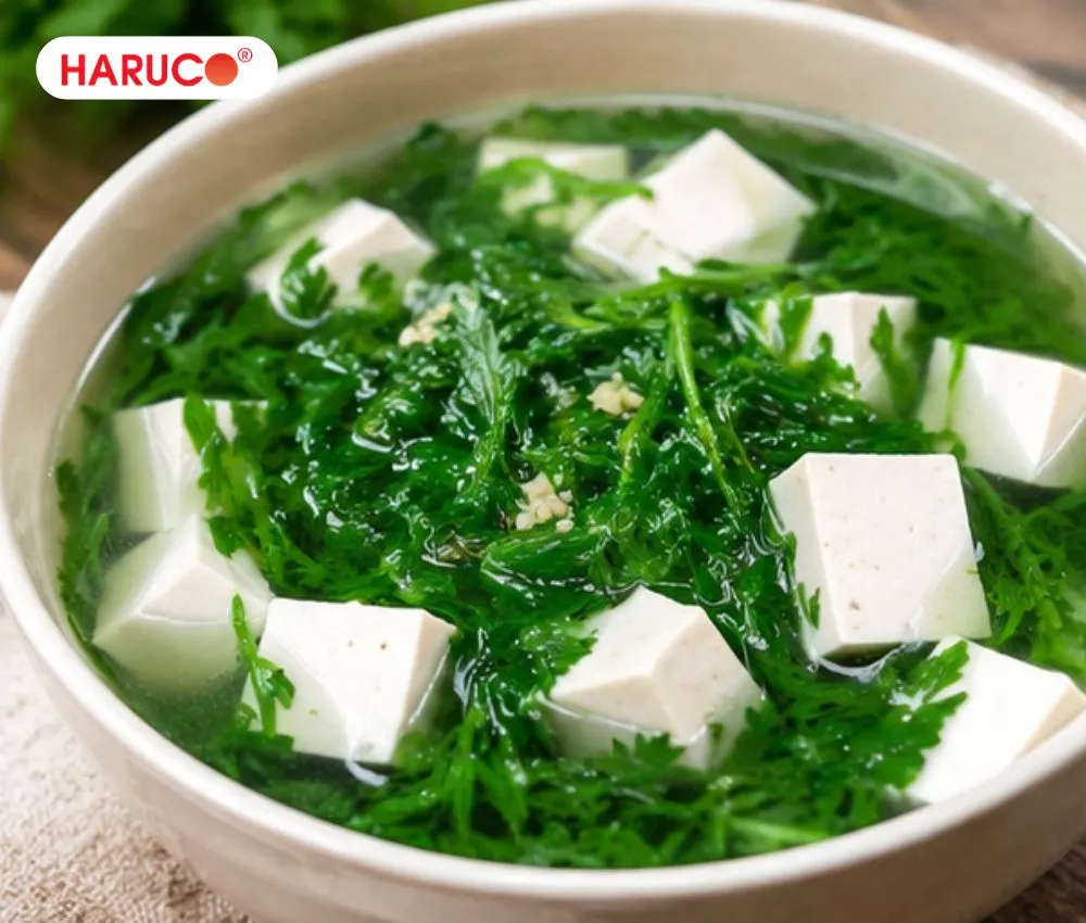 Canh ngải cứu hỗ trợ giảm đau nhức xương khớp ở mức độ nhẹ