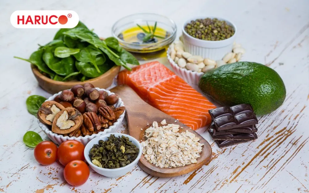 Bên cạnh liệu pháp ngâm chân, bạn nên duy trì chế độ ăn uống khoa học