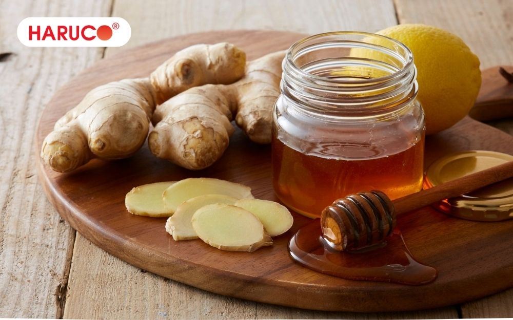 Tác hại của gừng ngâm mật ong là gây đầy hơi và ợ nóng nếu dùng sai cách