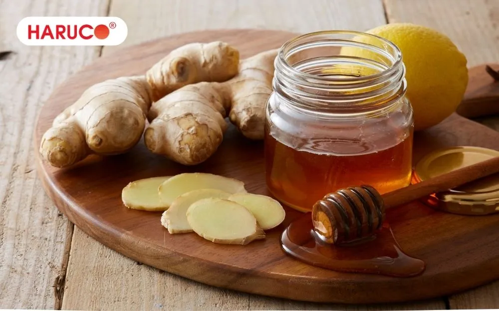 Tác hại của gừng ngâm mật ong là gây đầy hơi và ợ nóng nếu dùng sai cách