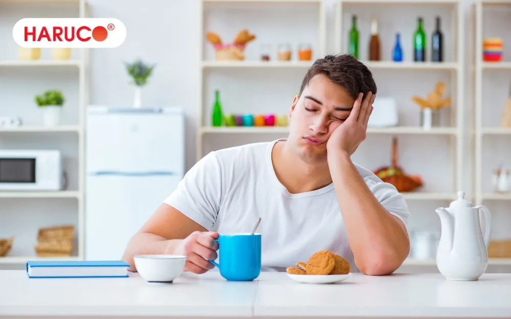 Do đặc tính an thần cực mạnh, uống quá nhiều nước lá vông có thể gây buồn ngủ kéo dài