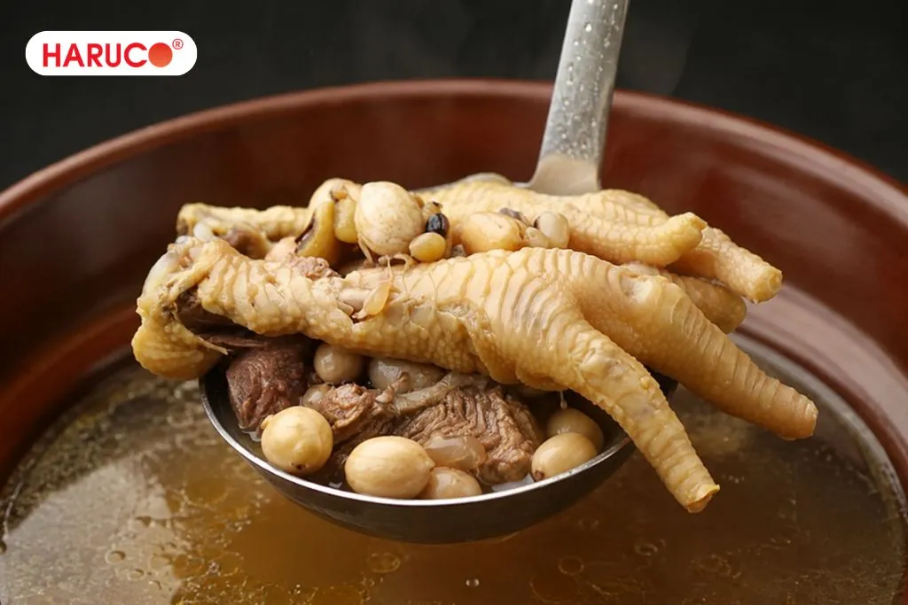 Cách nấu chân gà hầm lạc giữ trọn dinh dưỡng