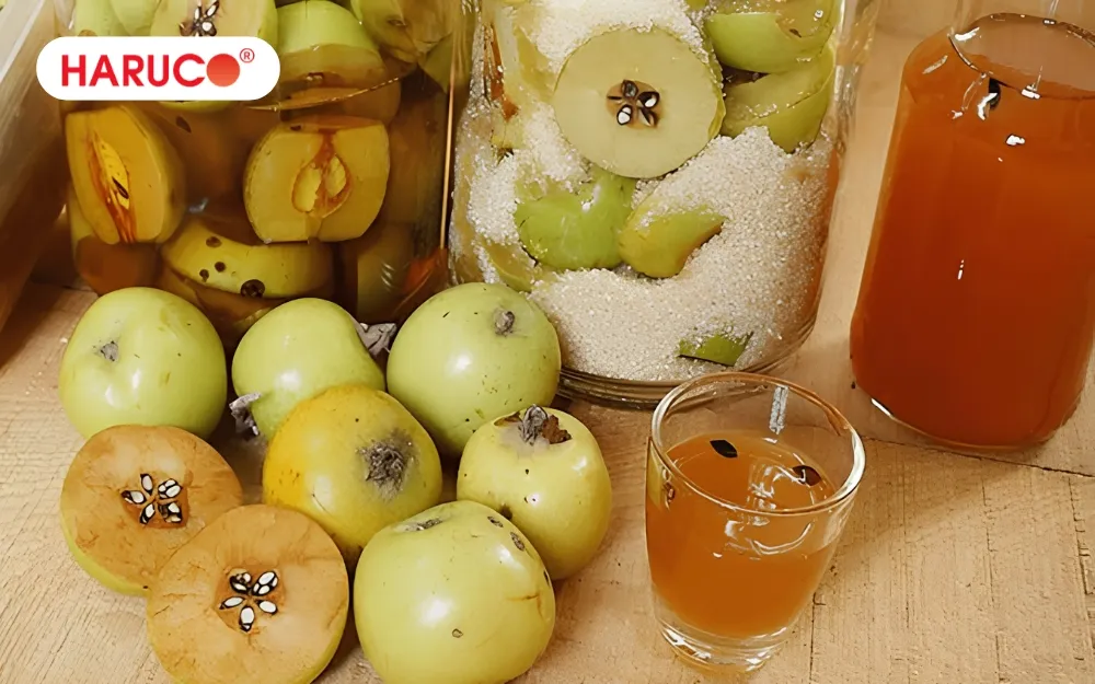 Chỉ nên uống 1 - 2 ly nước táo mèo ngâm đường nhỏ, đã pha loãng với nước lọc mỗi ngày