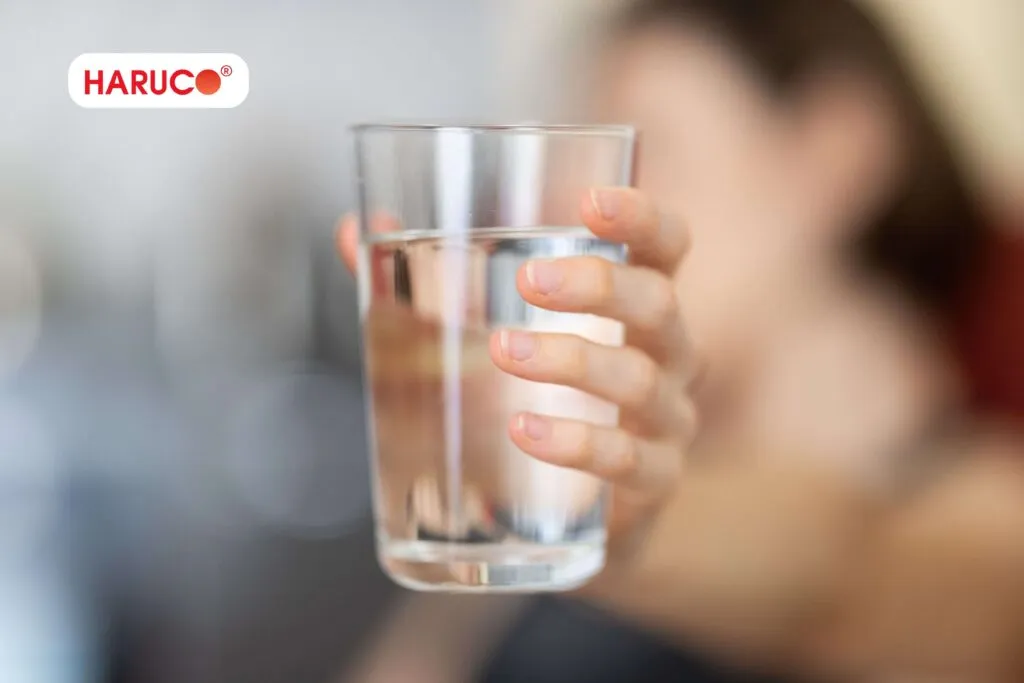 Người bị bong gân nên uống gì để hỗ trợ hồi phục?